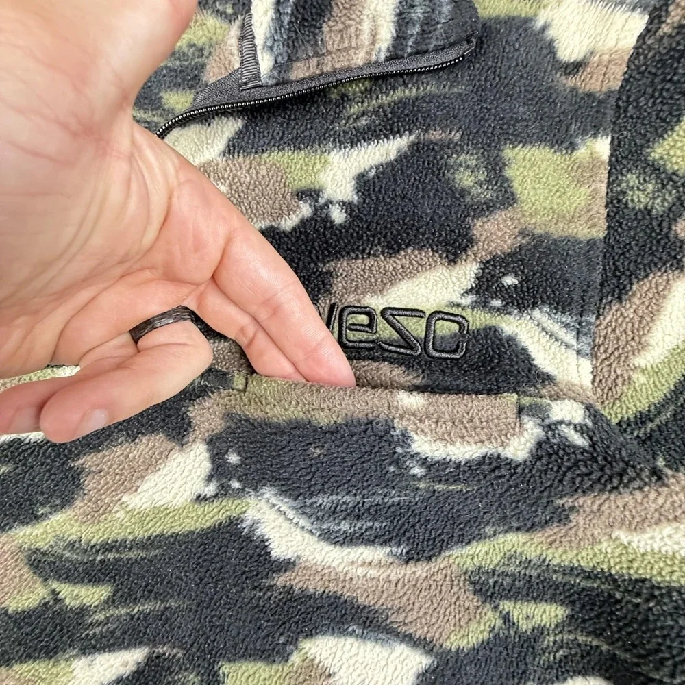 WeSC Pullover Sweater Mens Small Camo Fleece Half Zip Pocket Green Brown Outdoor